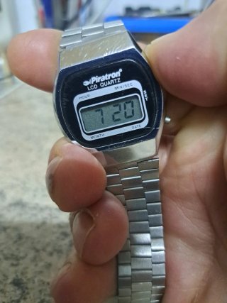 Reloj Piratron