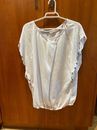 Camisa sin mangas TM con detalles
