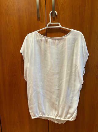 Camisa sin mangas TM con detalles