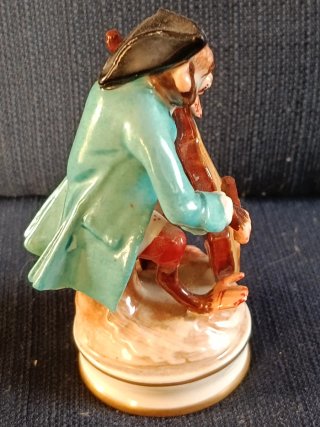 Figura Salvador Mallol Mono Violonchelista