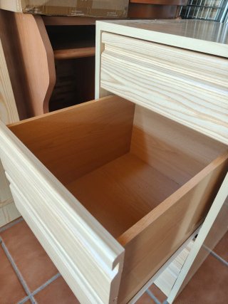 Cajonera de pino