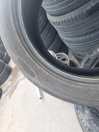 235 50 R19 103V Goodyear - 1 neumático +95%
