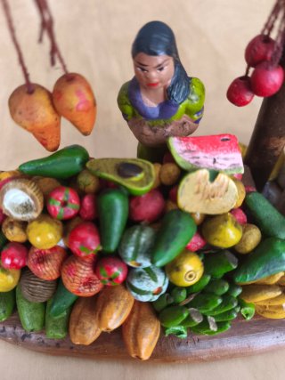 Miniatura puesto de frutas cerámica colombiana