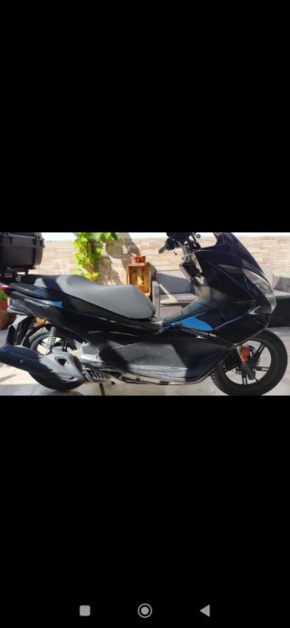 Honda PCX 125cc Maxi Scooter Negra