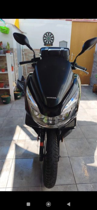 Honda PCX 125cc Maxi Scooter Negra