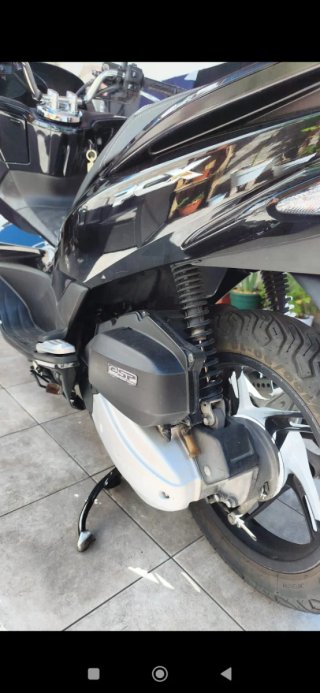 Honda PCX 125cc Maxi Scooter Negra