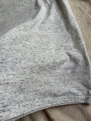 Camiseta Hollister jaspeada gris V-neck