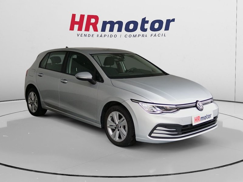 Volkswagen Golf 8 Life 1.0 TSI 2024