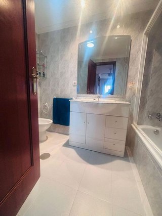 Piso en venta en Altozano - Conde Lumiares en Alicante