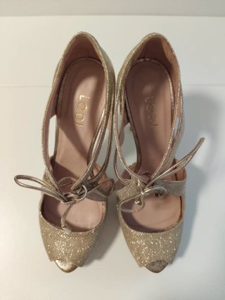 Zapatos de tacón Lodi dorados talla 40