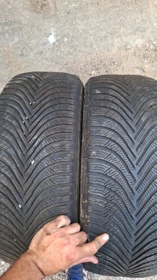 2 neumáticos 225/50/17 98V