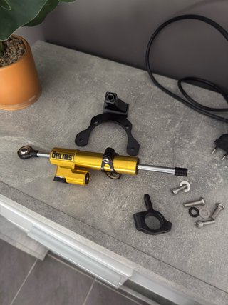 Amortiguador Dirección Ohlins Dorado