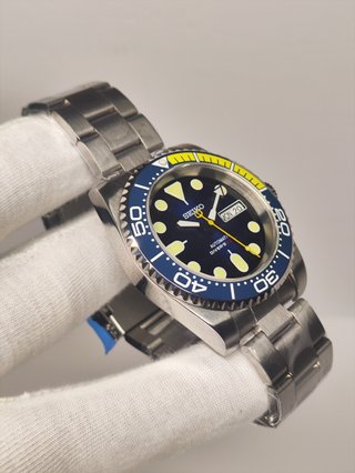 SEIKO MOD DIVER – BLUE SUNBURST & YELLOW | NH36