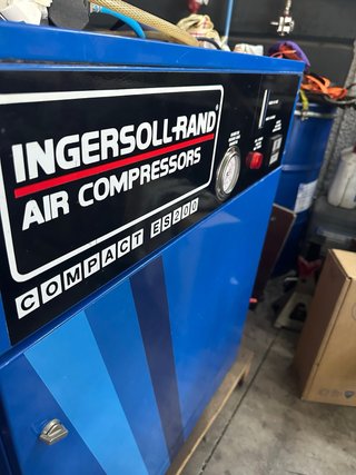 Compresor Ingersoll-Rand Compact ES200