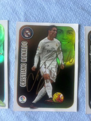 Cromos de fútbol firmados Benzema, Koke, Ronaldo,