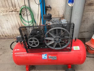 Compresor Aire FIAC 5.5 CV , trifasico,270L,