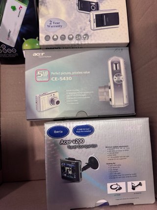 Confezione di fotocamere digitali BenQ, Acer, Starblitz