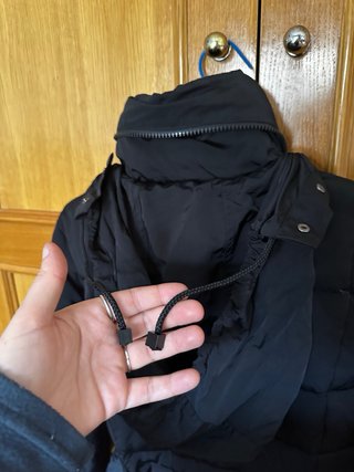 Abrigo Mango Negro Talla M Plumas Pato