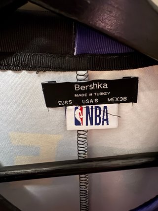 Camiseta Bershka Baloncesto Talla S