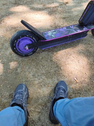 Patinete Eléctrico modificado Xiaomi pro 2 morado