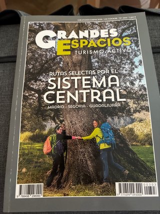 Revista Grandes Espacios Turismo Activo