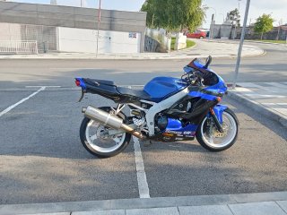 Kawasaki ZX6R Azul