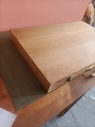 Maletín pinturas de madera