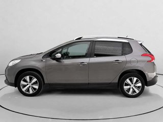 Peugeot 2008 BlueHDi 100 Style 73 kW (100 CV)