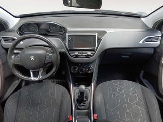 Peugeot 2008 BlueHDi 100 Style 73 kW (100 CV)