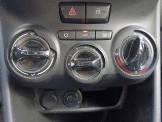 Peugeot 2008 BlueHDi 100 Style 73 kW (100 CV)