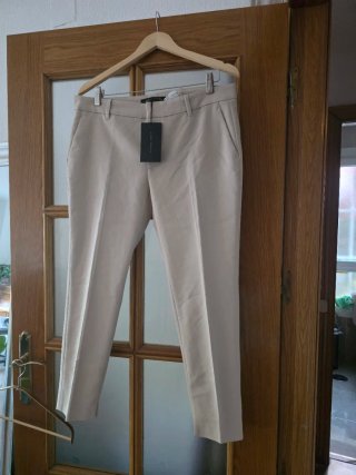 Pantalón de vestir Zara beige