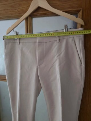 Pantalón de vestir Zara beige