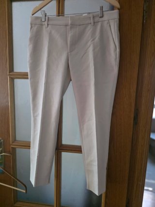 Pantalón de vestir Zara beige