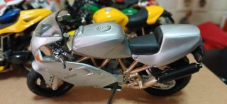 Collezione di moto in scala