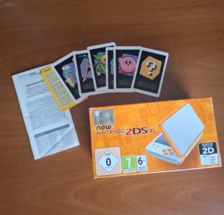 New Nintendo 2DS XL Blanco/Naranja