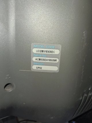 Televisor Samsung  LE32M51BXJXEC es de 30 pulgadas