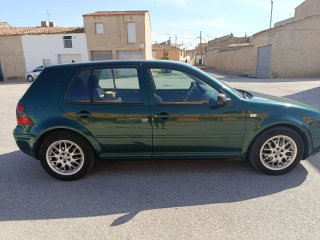 Volkswagen Golf 2001