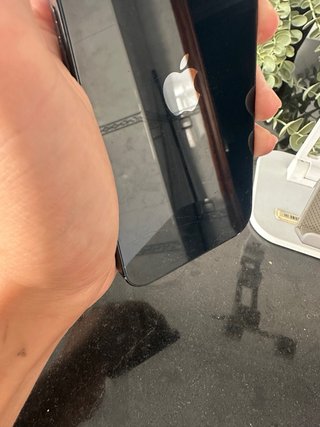 iPhone 13 Mezzanotte