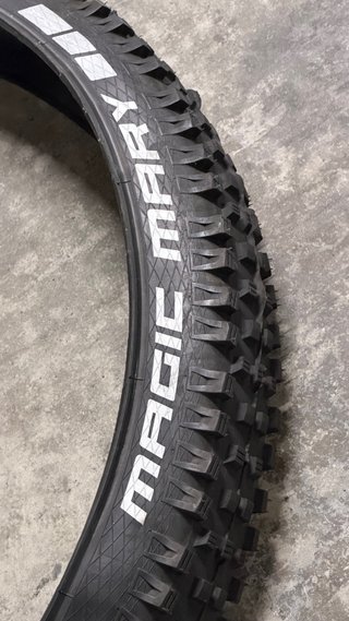 Schwalbe Magic Mary 29x2.40