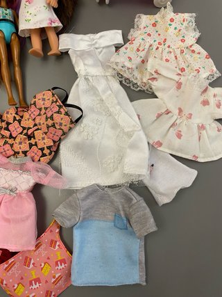 Armario Barbie con muñecas y ropa