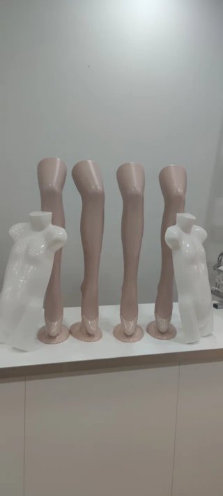Maniquí Piernas Mujer y Cuerpos Niño