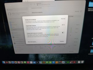 MacBook Air M2 2022 8GB