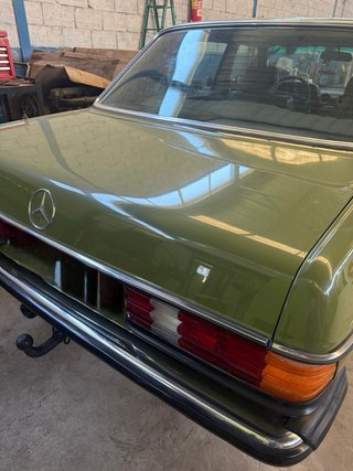 Mercedes-Benz 240 D  1980