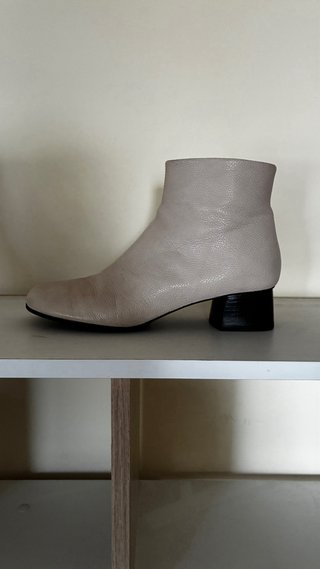 Botines Bimba y Lola color arena