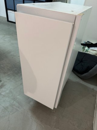 Mueble bajo cocina de 30cm con botellero
