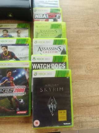 Xbox 360 Slim + 12 Giochi