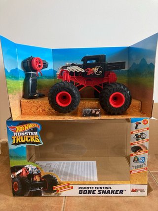 Coche RC Hot Wheels Monster Trucks Bone Shaker