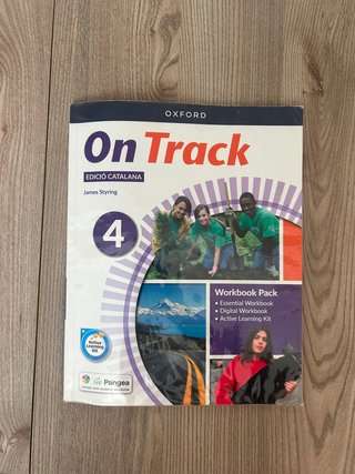 Libros 4to Eso forrados y en buen estado.