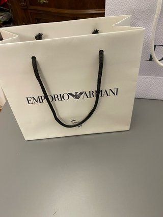 Borse e scatola Chanel, Dior, Armani