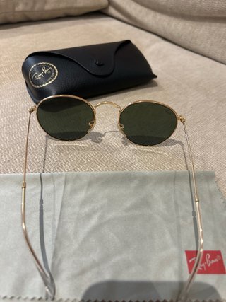 Gafas de sol Ray-Ban doradas y verdes